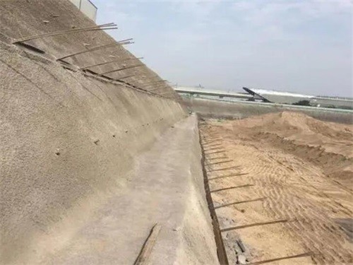 拜城河道边坡加固